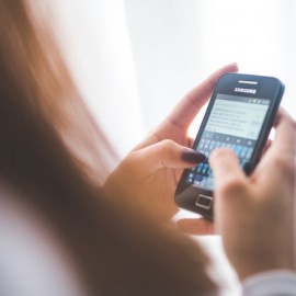 How to Text a Chinese Girl You’re Dating
